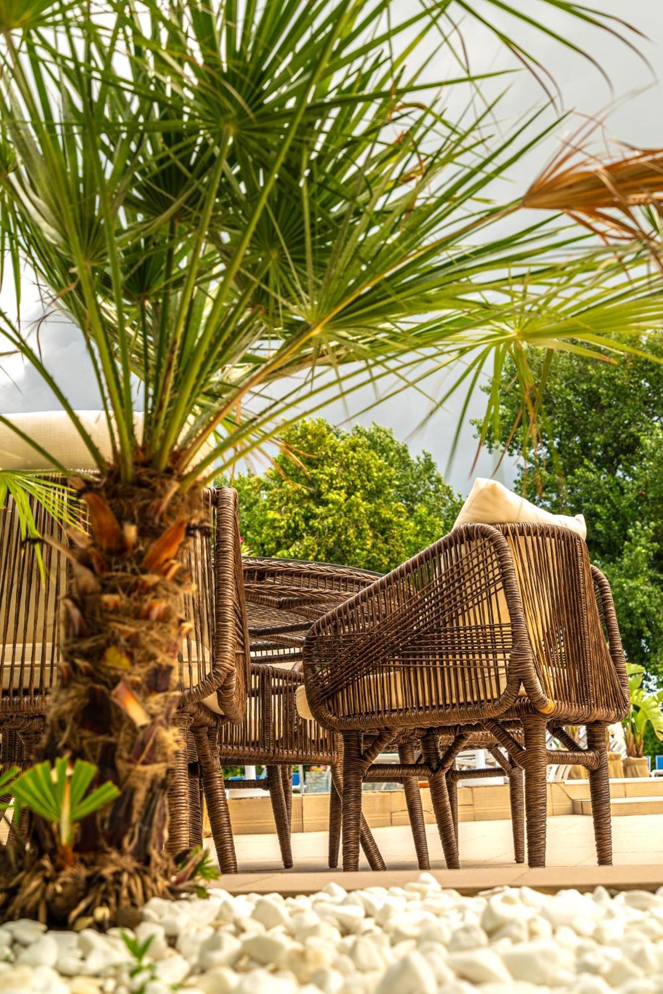 Hotel Dorna Mamaia Exterior foto